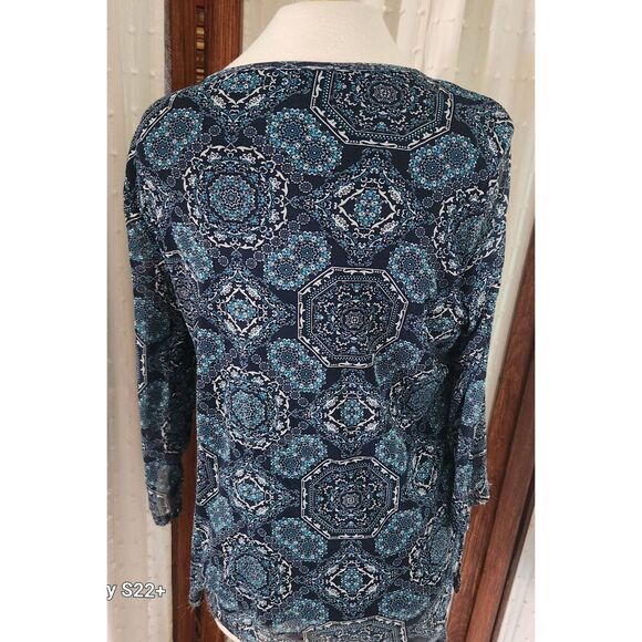 F91 Croft & Barrow blue sheer pattern lined blouse - Picture 3 of 11